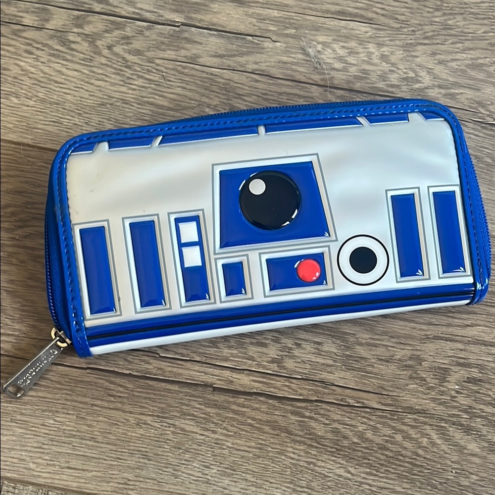 Loungefly Star Wars R2-D2 Blue and White Wallet - Picture 3 of 4